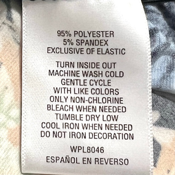 JM Collection Navy Mixed Print Flutter Short Sleeve Women’s Top L - Picture 9 of 10